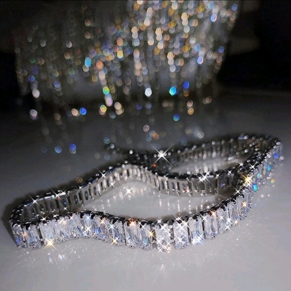 Square Cubic Zirconia Simulated Diamond Silver Toned Choker - Picture 2 of 11